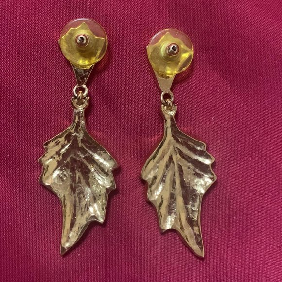 Gold Tone Leaf Accessory Earrings - Picture 2 of 2